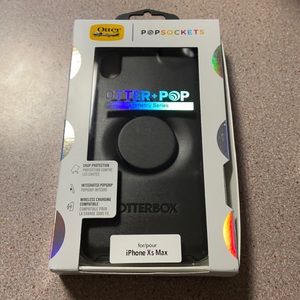 Otter box otter+pop black case for iPhone XS Max.